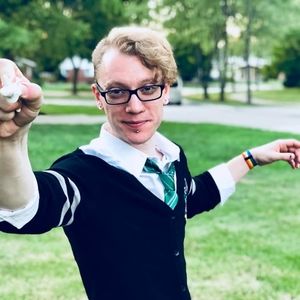 Meet your Posher, Daniel